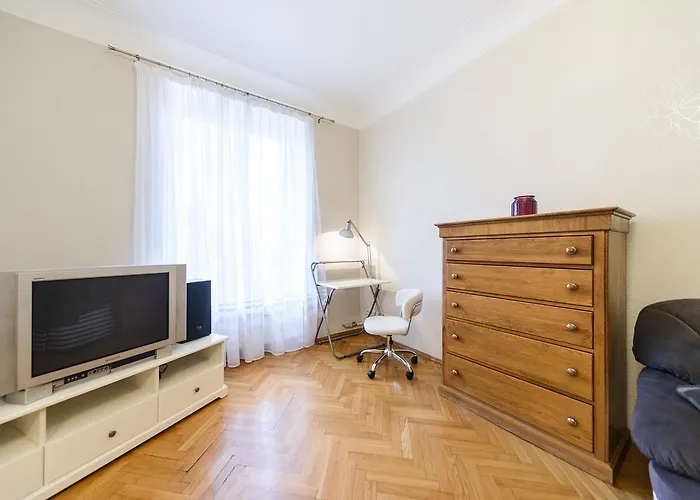 Apartment Near Olympic Stadium